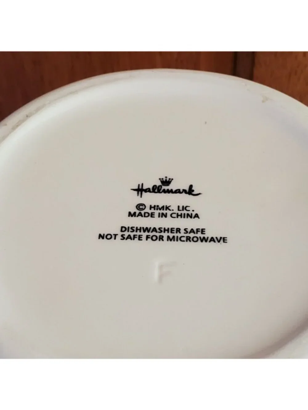 Hallmark this ceramic
